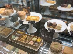面包甜点陈列柜-星巴克臻选(华堂·新辰汇店)