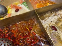 -沸炉重庆老火锅(军事博物馆店)