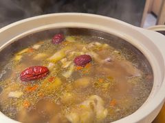 -邹开喜·炭炉鸡煲·海鲜火锅(虹口足球场店)