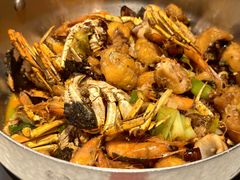 -七欣天香辣蟹火锅(闵行浦江欢乐颂店)