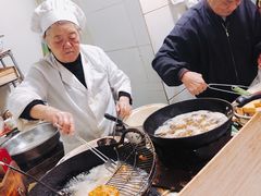-阿婆油墩子(五里桥路188弄小区店)