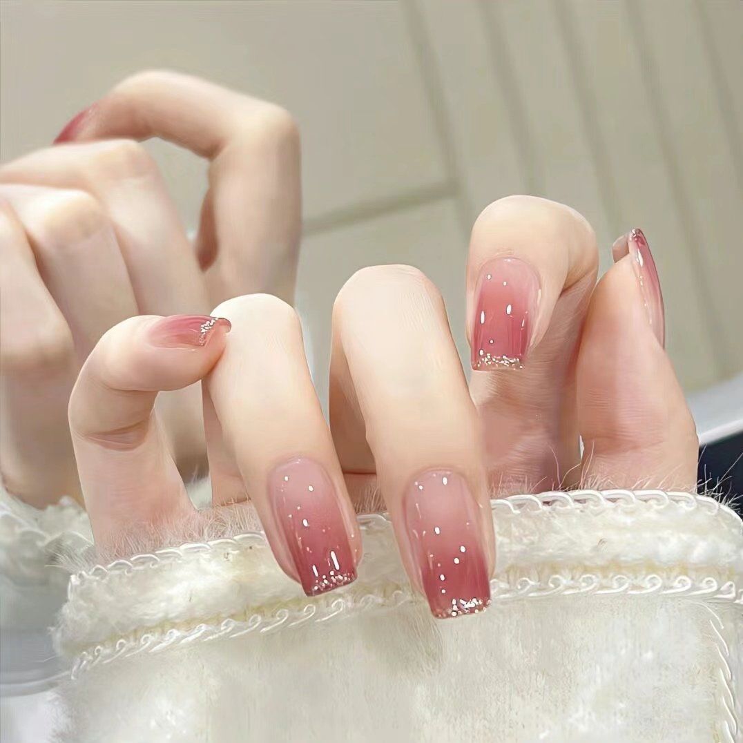 简约短款小清新美甲