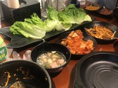 -肉甲韩国木炭烤肉(新壹街1店)