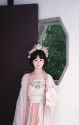 -一揽芳华汉服旗袍体验馆(拙政园店)