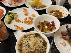 -怡豪大饭店·银顶旋转餐厅
