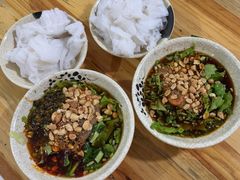 -余庆小吃(小吃一条街店)