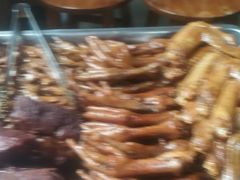 -老鼎万春卤菜(五代传承创始老店)