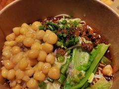 -八一路好吃街(雨田商务大厦店)