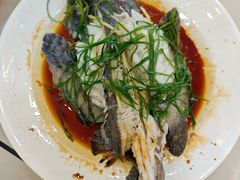 -覃记海鲜美食餐厅