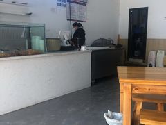 -马德元纯汤牛肉面(太奥广场店)