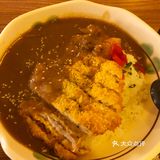 学校附近新开的一间日料店