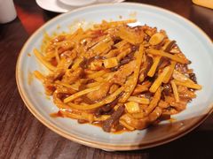-丽华园·武汉地标楚菜餐厅(青山江滩店)