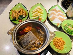 一叶招牌锅-一叶一世界·素食餐厅(锦华万达店)