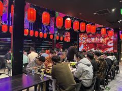-VIVA·百人年会团建篮球场轰趴馆