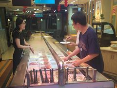 -尚品海鲜肥牛自助火锅(湖明店)