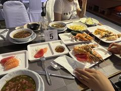 -彩虹云霄酒店76&78层国际自助餐