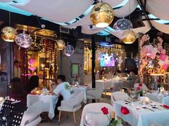 -Bo Lounge & BOA Club