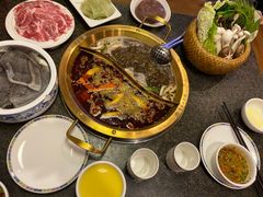 -小天鹅火锅·一线江景洪鼎旗舰店(洪崖洞店)