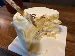 -莎琳娜食品有限公司·蛋糕店