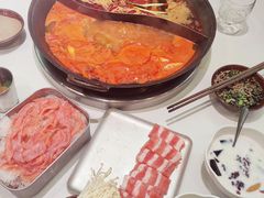 -卤校长老火锅(杨家坪直营店)