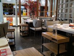 -三人行骨头王火锅(长寿店)