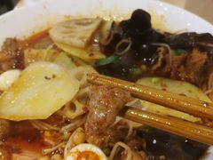 -牛八秒油泼冒菜(宽窄巷子店)