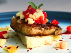 法式香煎鹅肝-V Bar海景扒房(北海湾惠龙万达嘉华酒店)