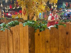 -老滇山寨•云南特色菜•地方菜•民族风情歌舞表演(金碧店)