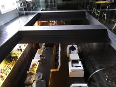 -穹六人间 people 6(岳阳路店)