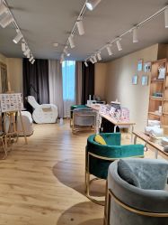 -涂tu指甲日式美甲美睫店