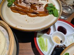-青年公社烤鸭(熙悦天街店)