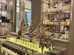 -Bath & Bloom Flagship Store at Central World