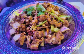 Sichuan-style Spicy Frog Hot Pot