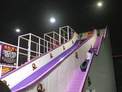 -嘿哟动霸CHUA·新潮玩运动娱乐中心·蹦床滑冰团建乐园