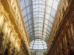 -文艺复兴百货(米兰大教堂广场店)