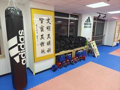 -adidas壹跆运动馆(世纪经贸大厦店)
