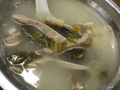 酸菜猪肚汤-老妈宫粽球