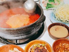 -贵府酸汤牛肉火锅·贵州老字号(飞山街店)