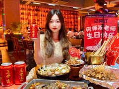 -何师烧烤Pro ·江湖川菜·小龙虾·精酿啤酒(太古里旗舰店)