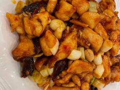 宫保鸡丁-鑫巴蜀小镇 · 水煮鱼专研店(玉桥店)