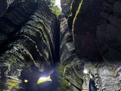 -梭布垭石林景区