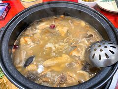 -菌之家·专业纯野生菌火锅·特色炒菌