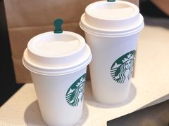 -星巴克(广州南站A18检票口楼上)