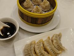 蟹粉小笼-梅龙镇酒家(南京西路总店)