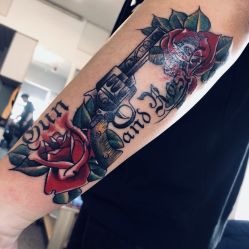 -Undefined Tattoo 未命名纹身工作室