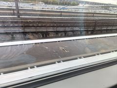 -龙阳路磁悬浮列车总站-停车场