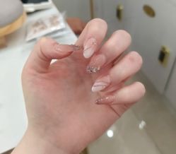 -瞧·享轻奢美甲美睫