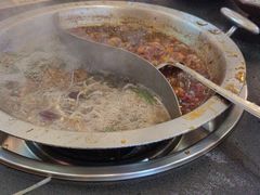 -沸炉重庆老火锅(军事博物馆店)