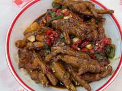 秘制凤爪-堂瓦里·33年传统赣菜(第一街区店)