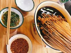 -拈签一笑黄牛肉辣卤串串